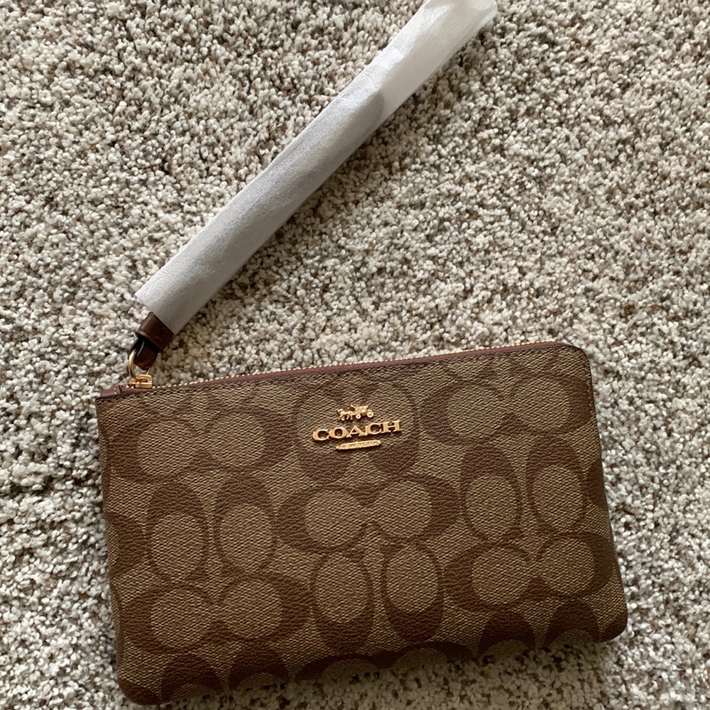 Coach Zip Wristlet *never used*